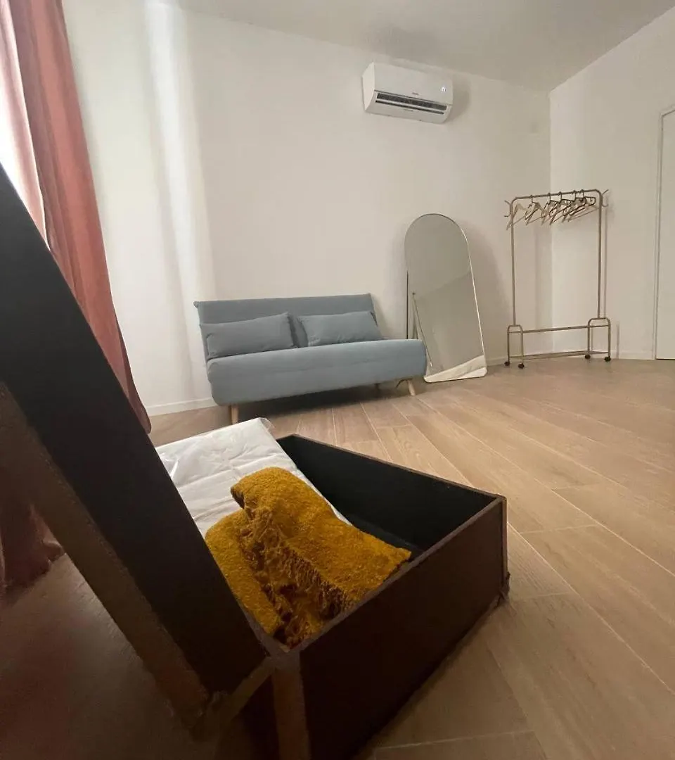 Bugnato Residence 나폴리